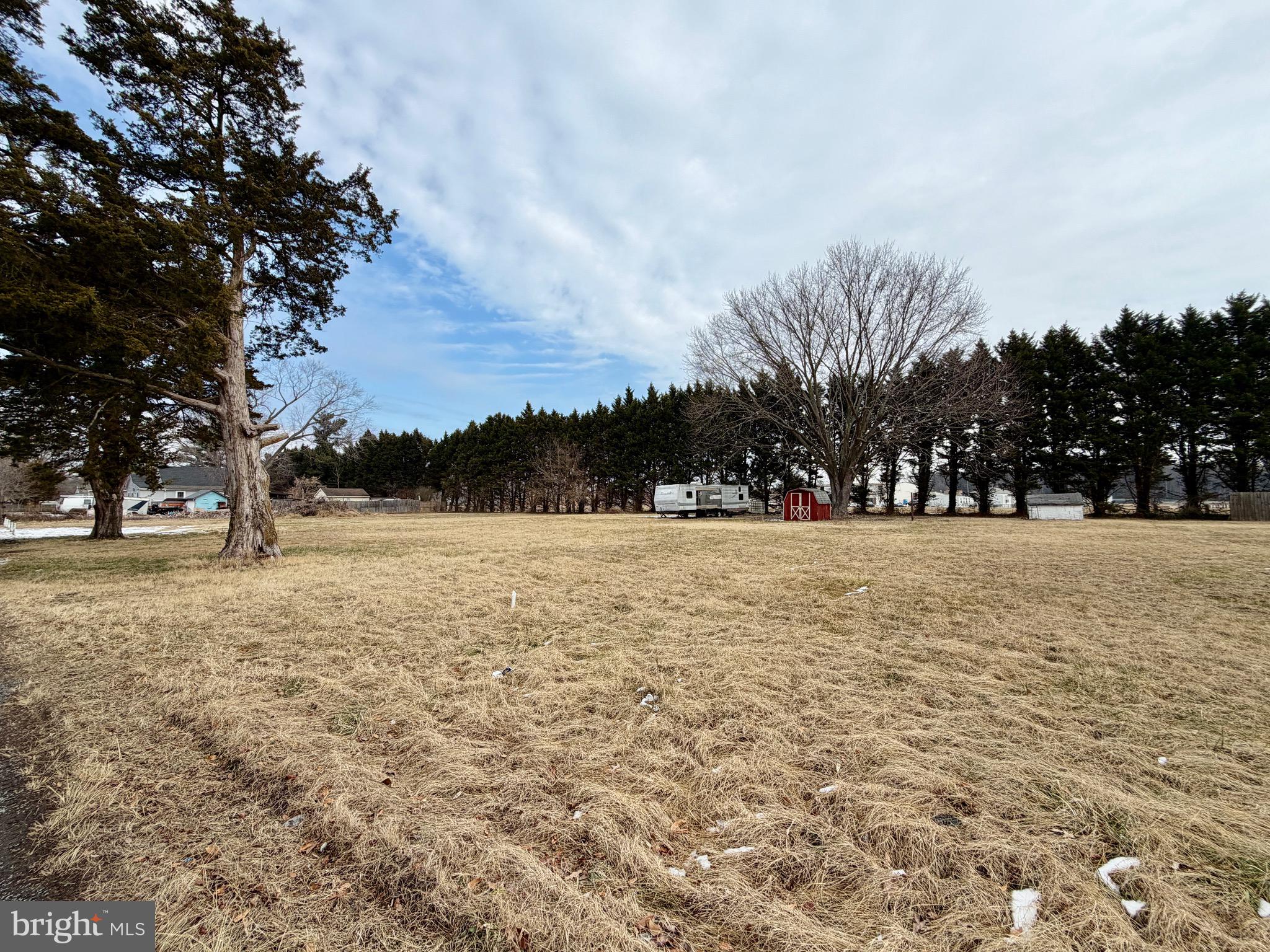 MAPLE PLAINS - Land