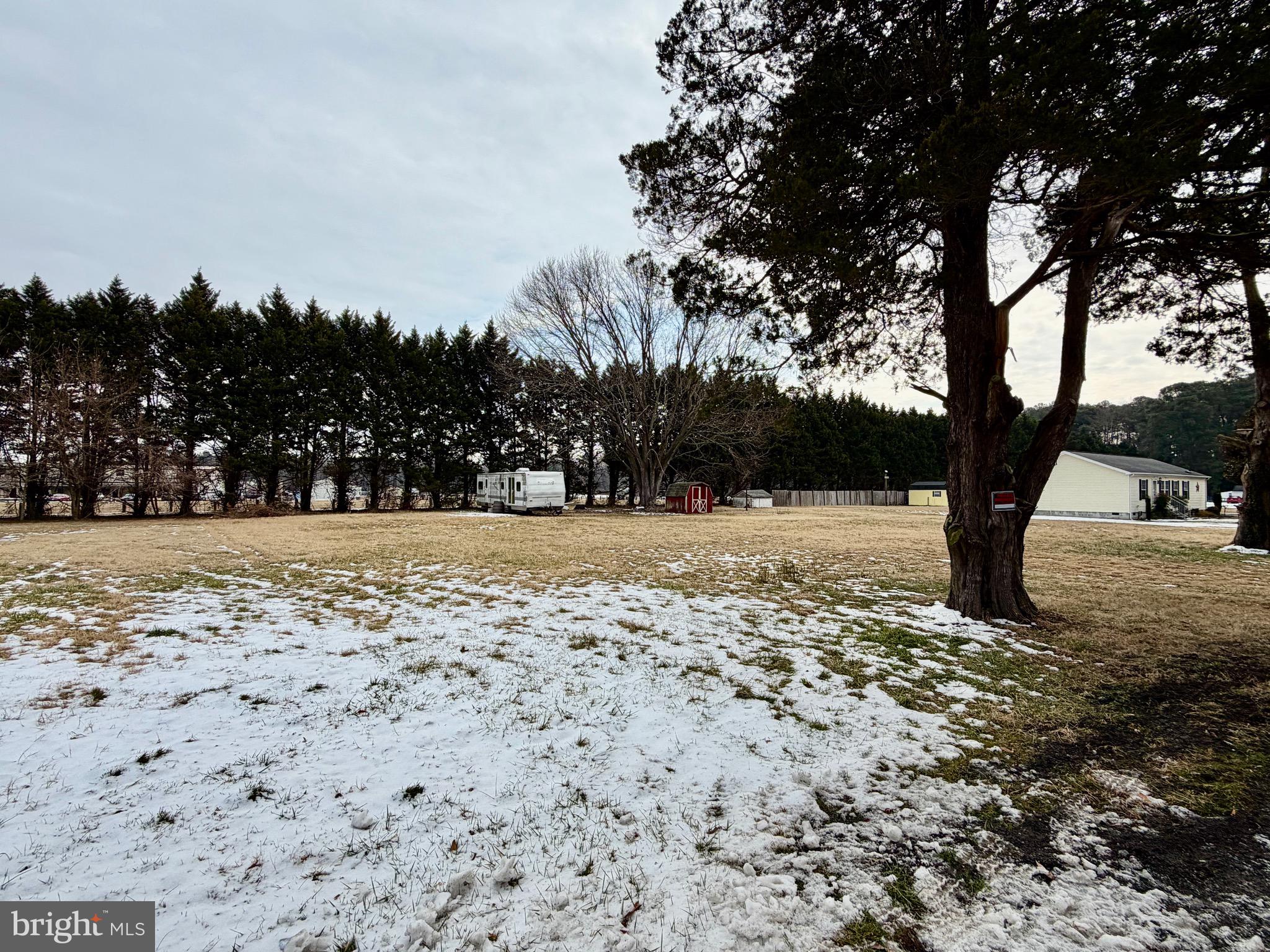 MAPLE PLAINS - Land