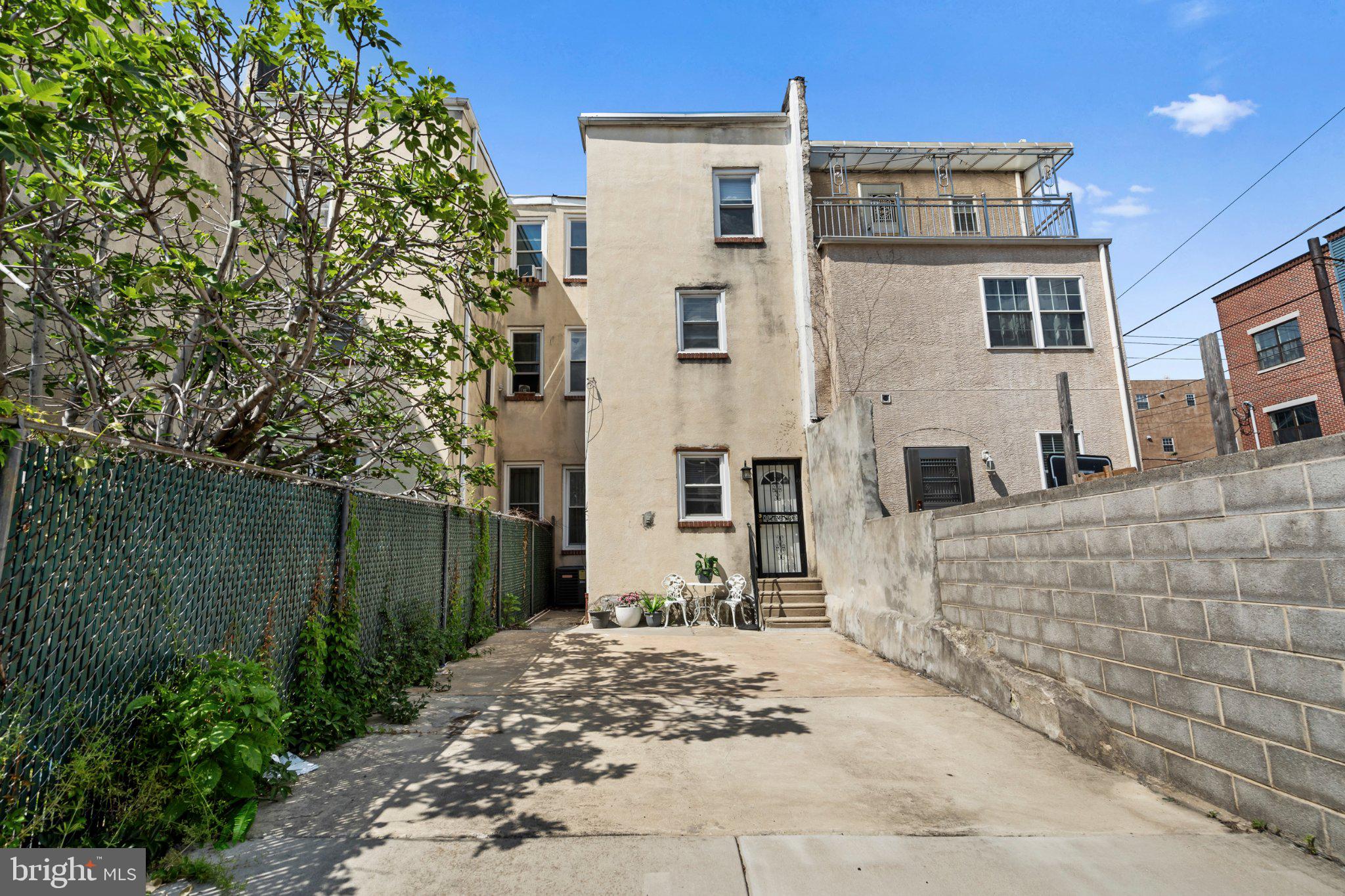 POPLAR - Residential