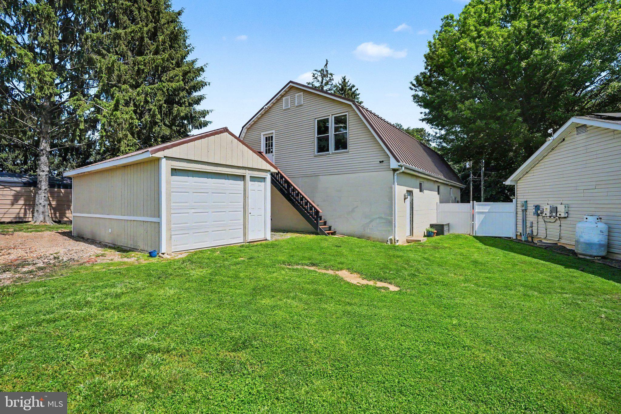 NORTH CODORUS TWP - Residential