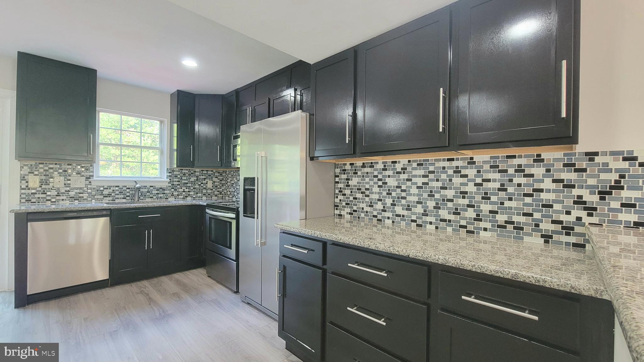 LAKE RIDGE - Residential Lease