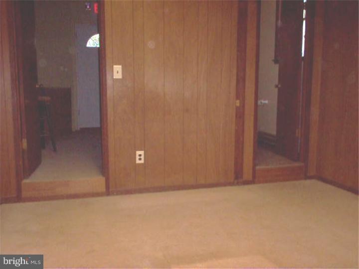 BRISTOL - Commercial Sale