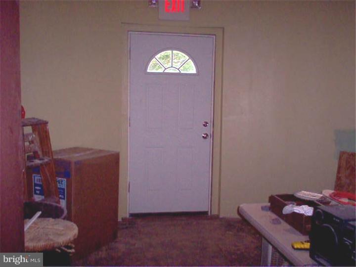 BRISTOL - Commercial Sale