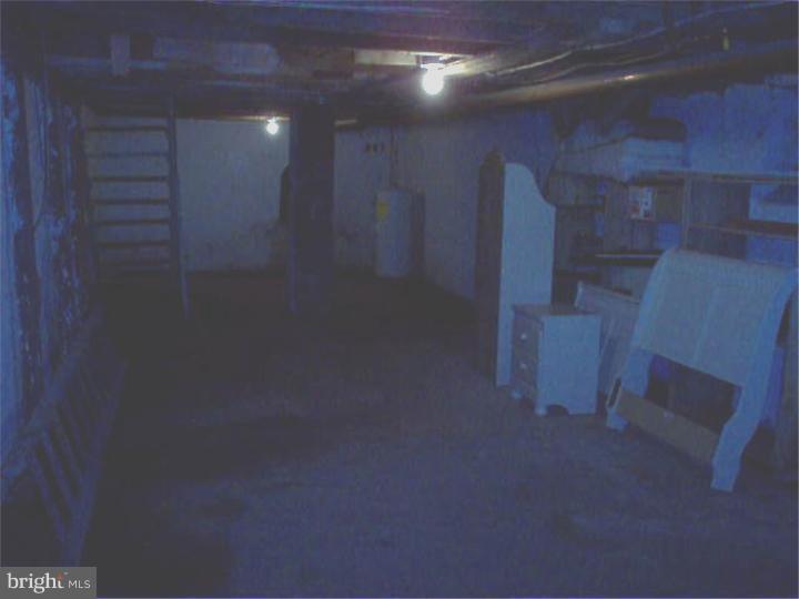 BRISTOL - Commercial Sale