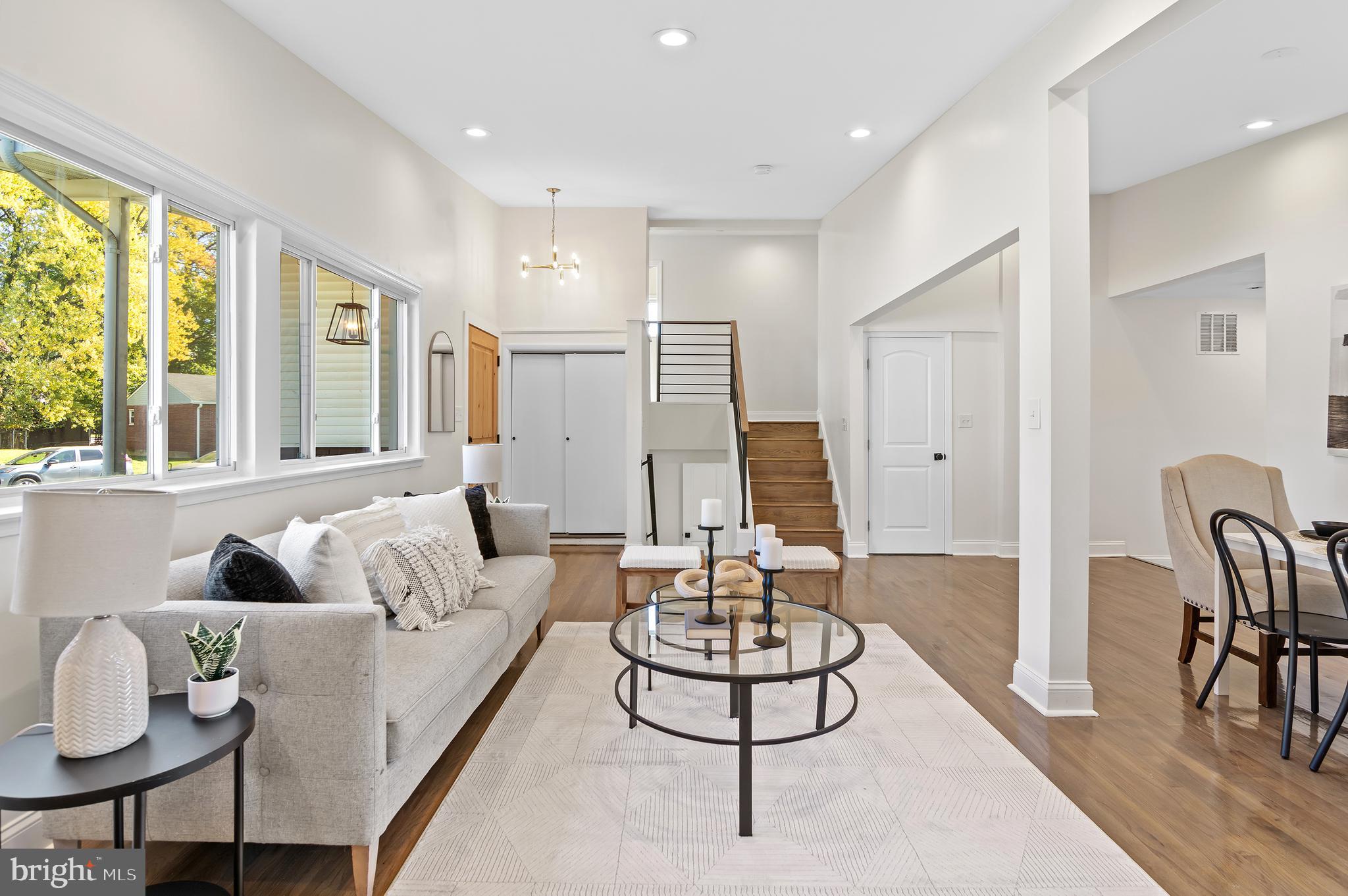 SEVEN MILE - Residential