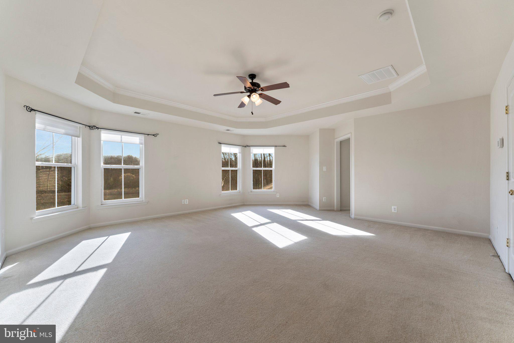 VINT HILL - Residential Lease