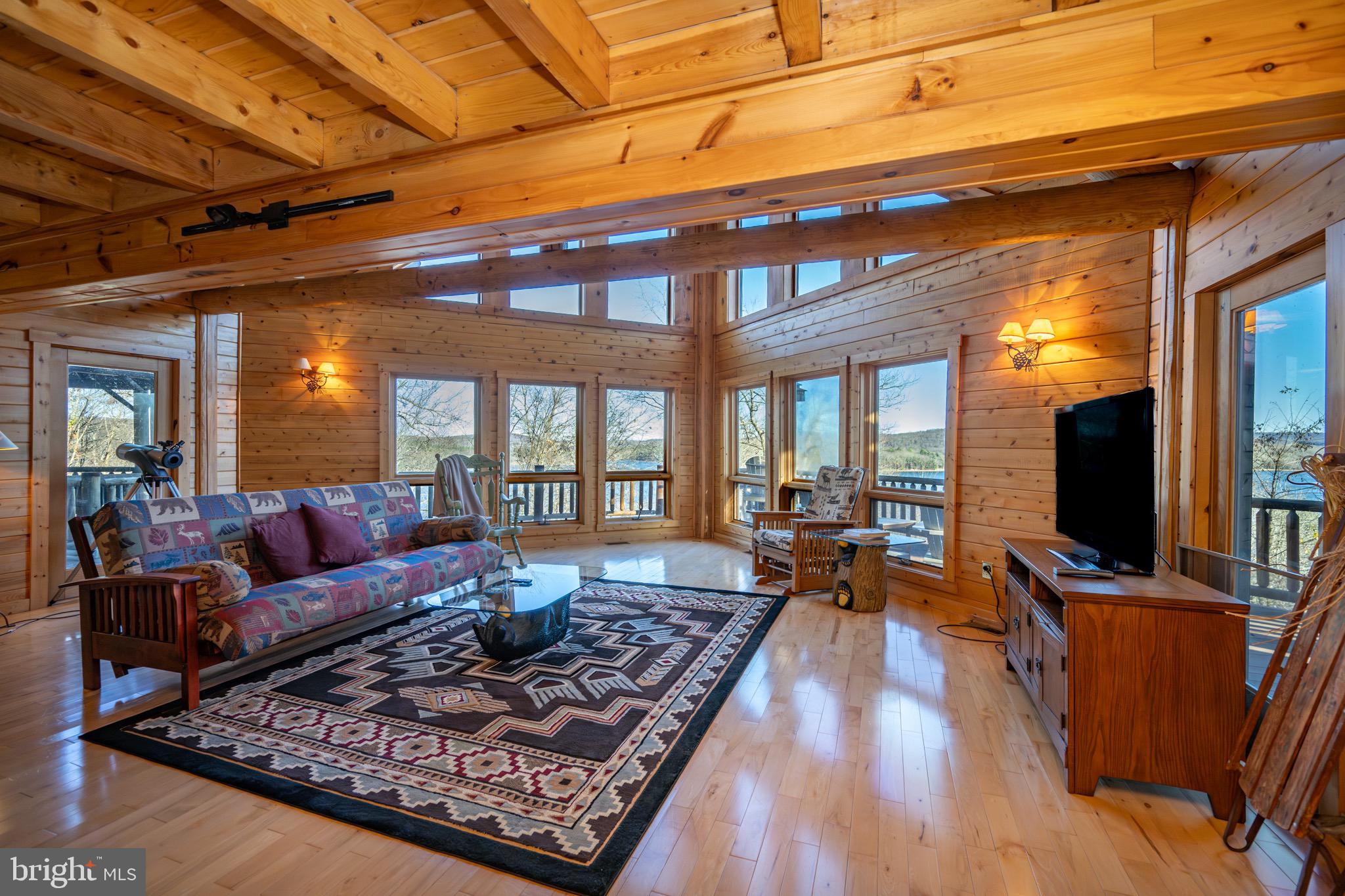 PARADISE ESTATES - Residential