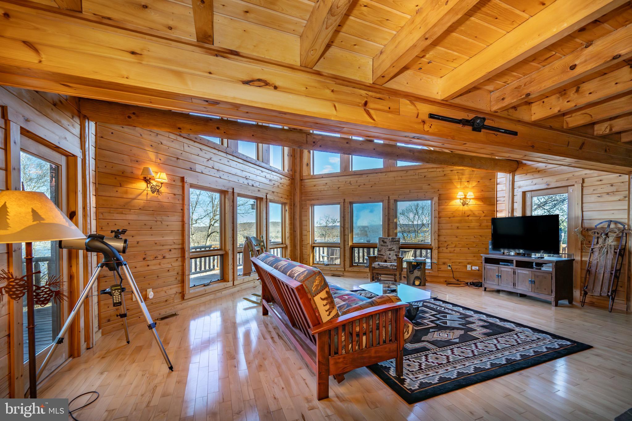 PARADISE ESTATES - Residential