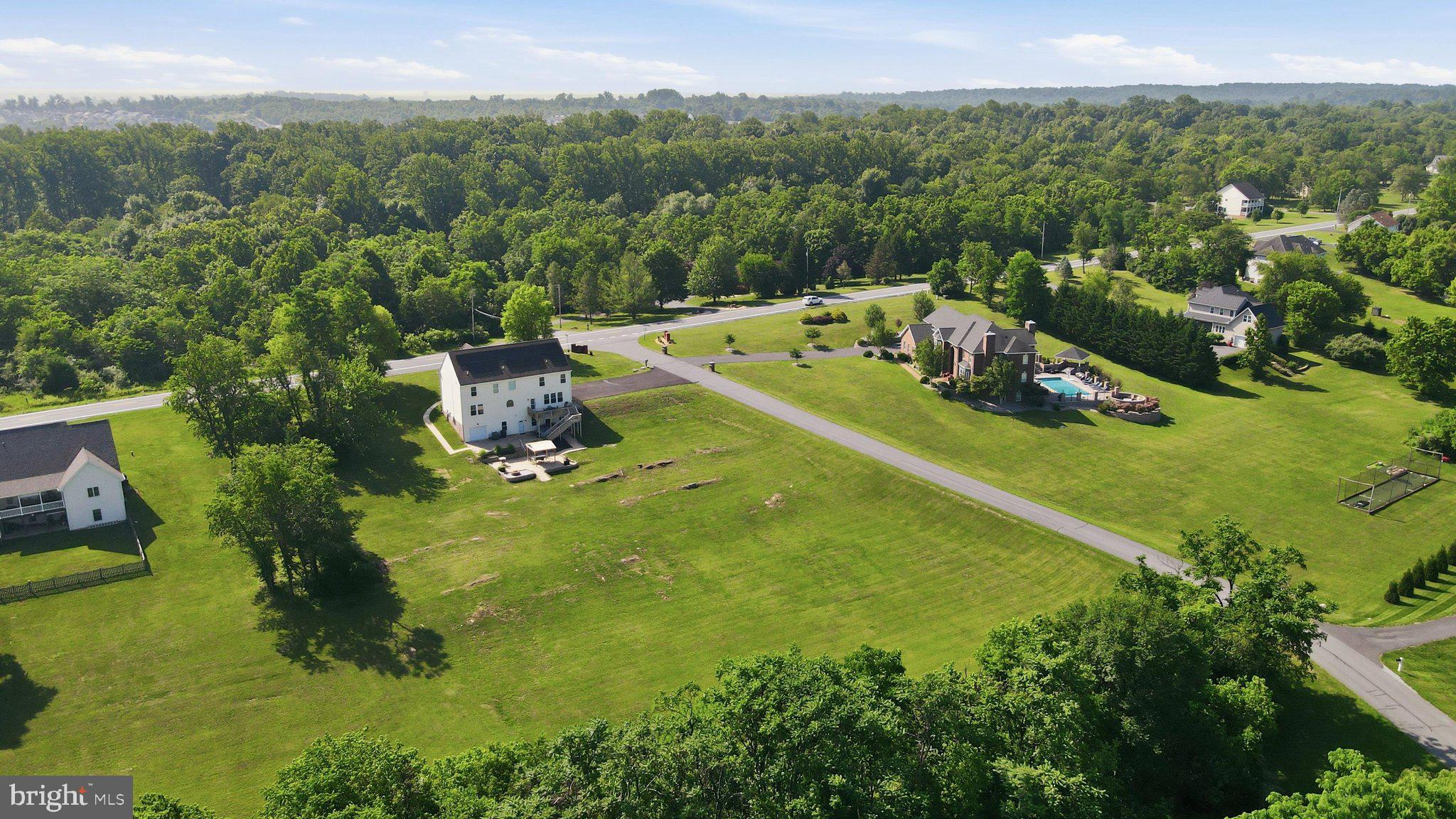 HERITAGE GROVE - Residential