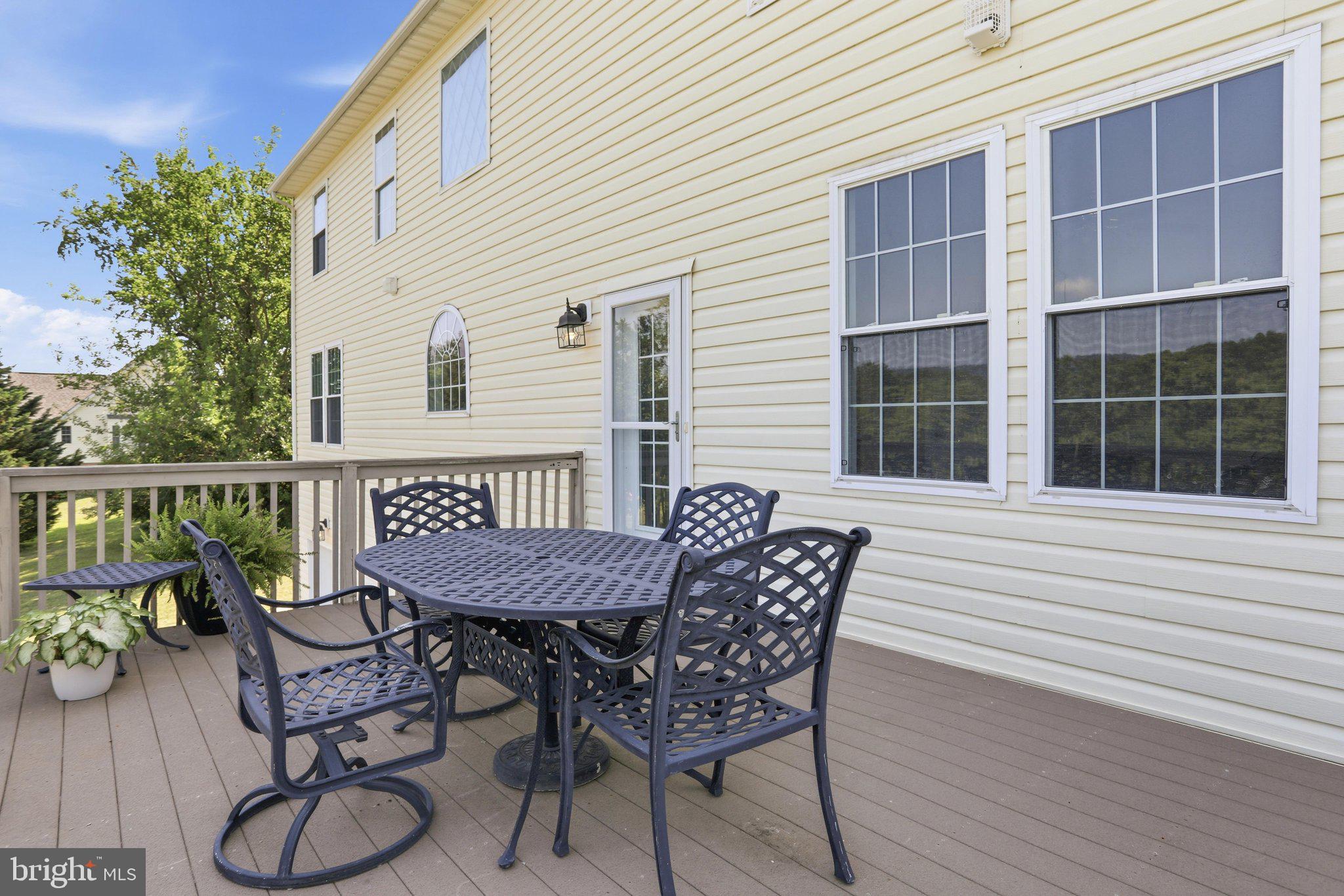 HERITAGE GROVE - Residential