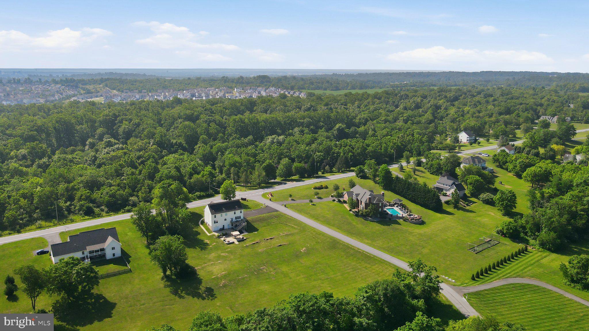 HERITAGE GROVE - Residential