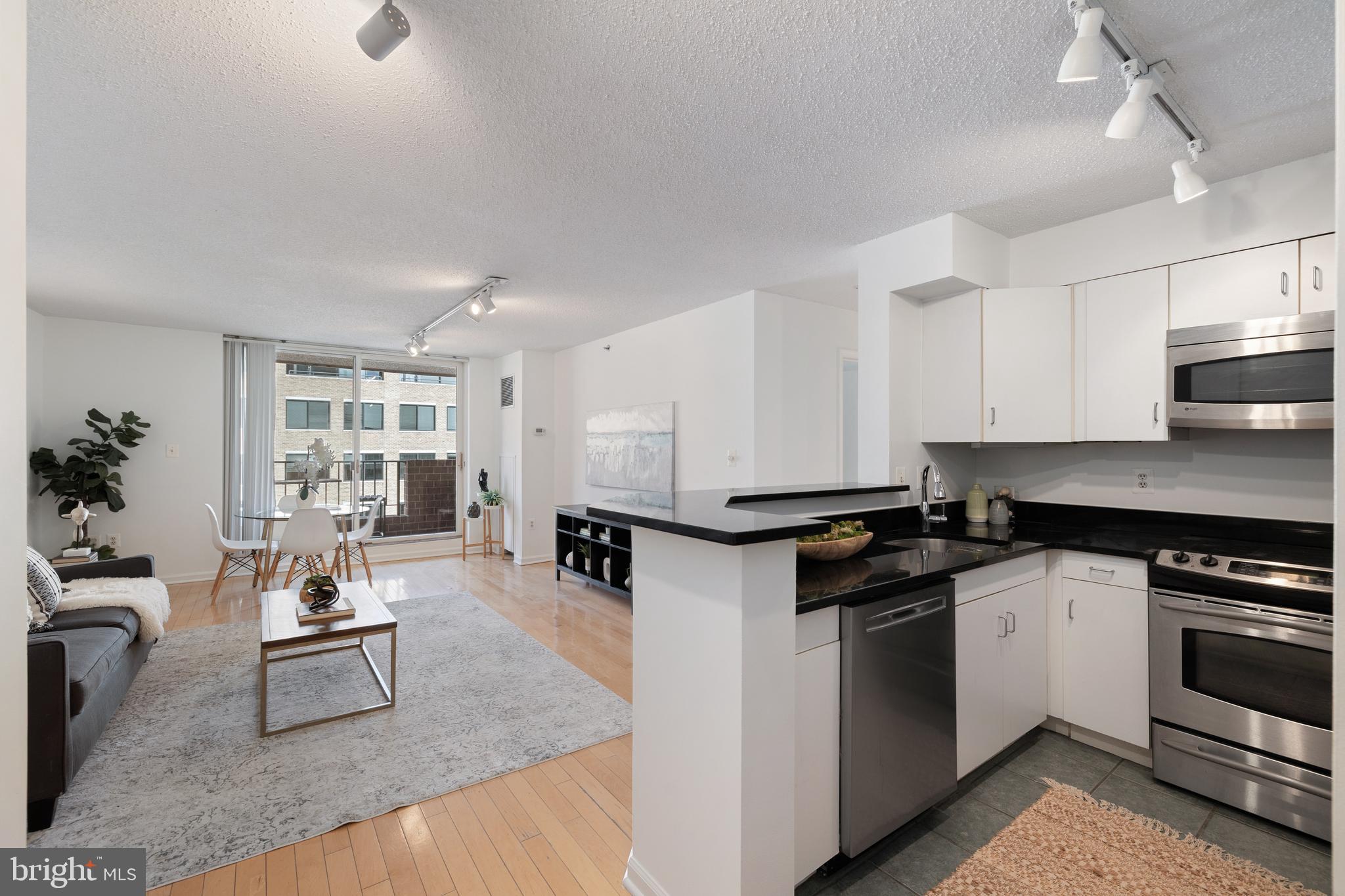 WEST END - Residential