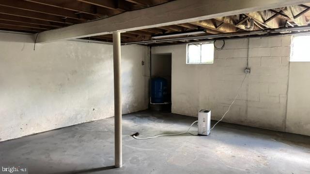 HOUCKSVILLE - Residential