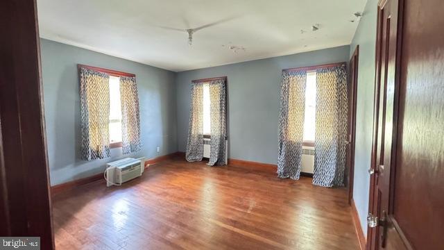 HOUCKSVILLE - Residential