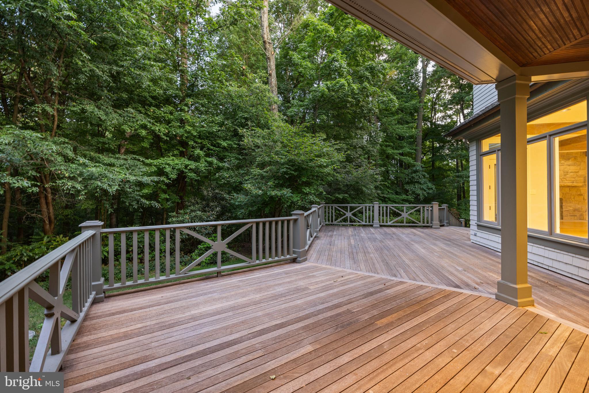 CAVES VALLEY GOLF CLUB - Residential