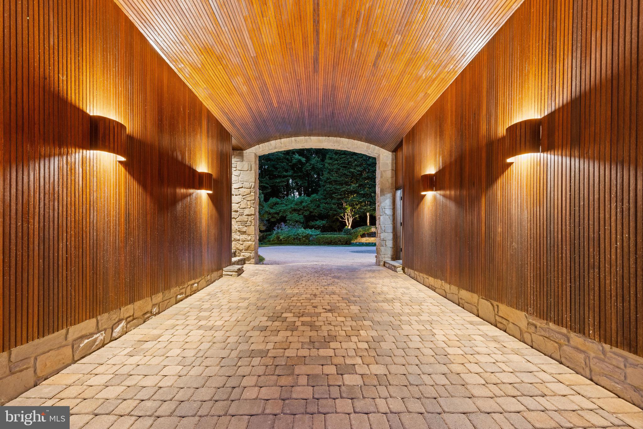 CAVES VALLEY GOLF CLUB - Residential