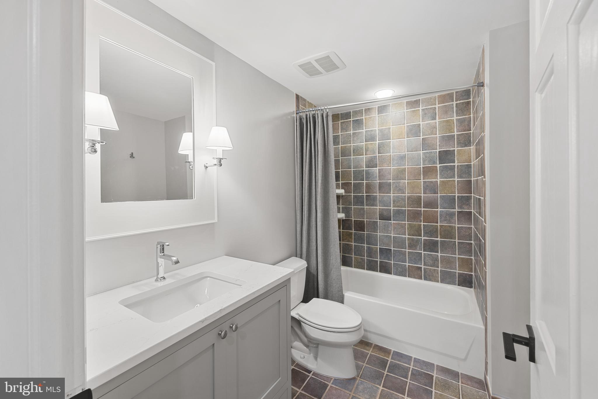 CAVES VALLEY GOLF CLUB - Residential