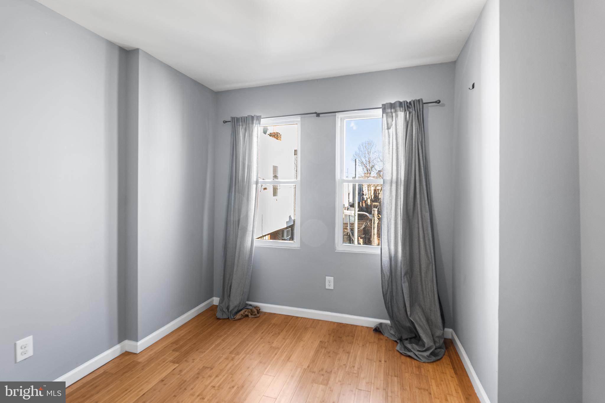 GRAYS FERRY - Residential