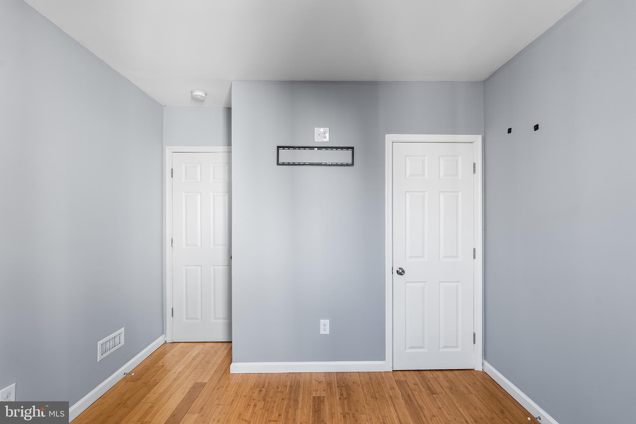 GRAYS FERRY - Residential