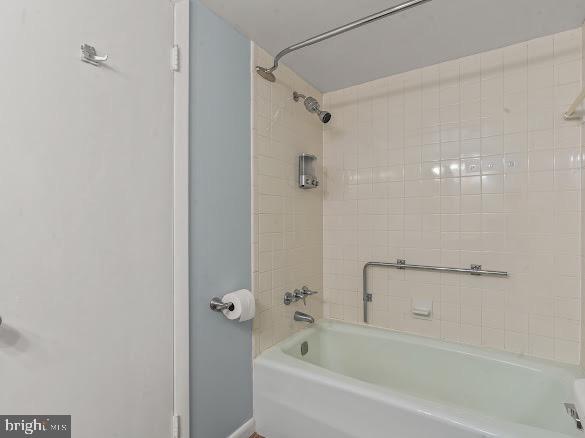 EDGEWOOD CONDOMMINIUMS - Residential
