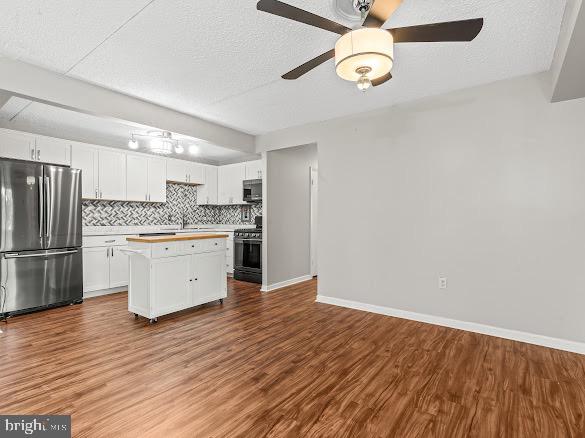 EDGEWOOD CONDOMMINIUMS - Residential