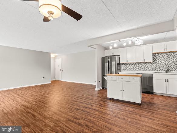 EDGEWOOD CONDOMMINIUMS - Residential