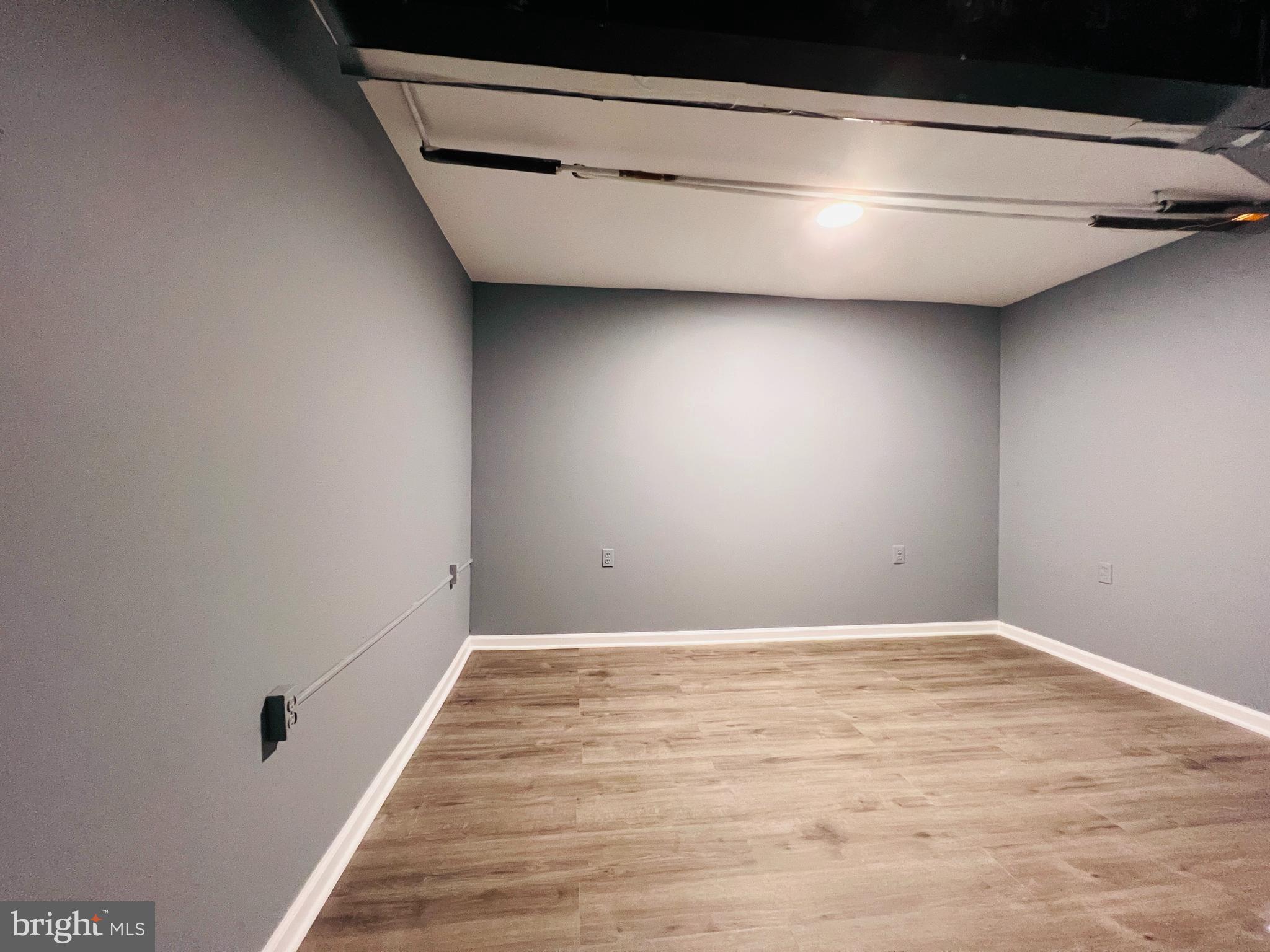 CHURCHILL TOWN SECTOR - Residential Lease