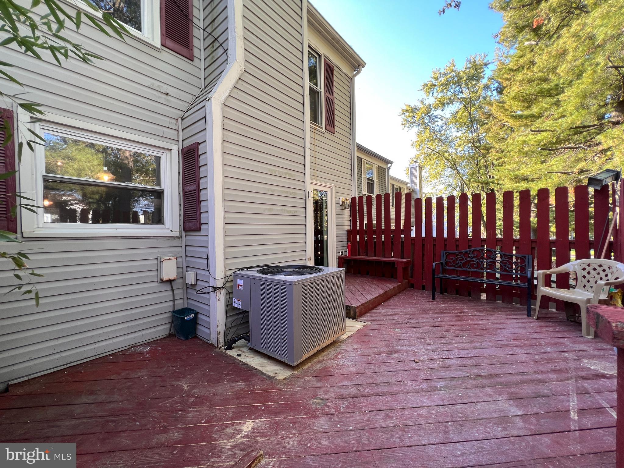 CHURCHILL TOWN SECTOR - Residential Lease