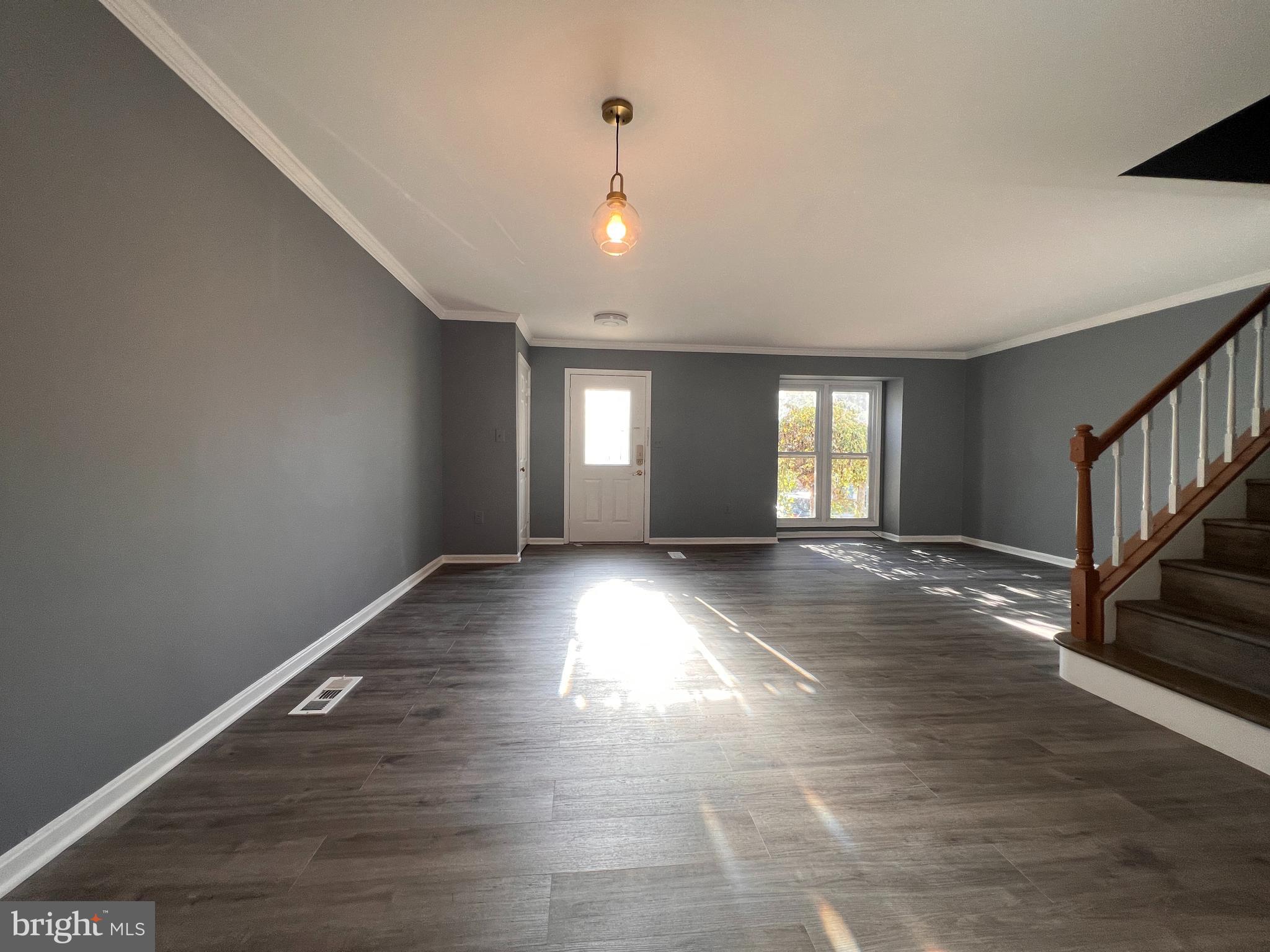 CHURCHILL TOWN SECTOR - Residential Lease