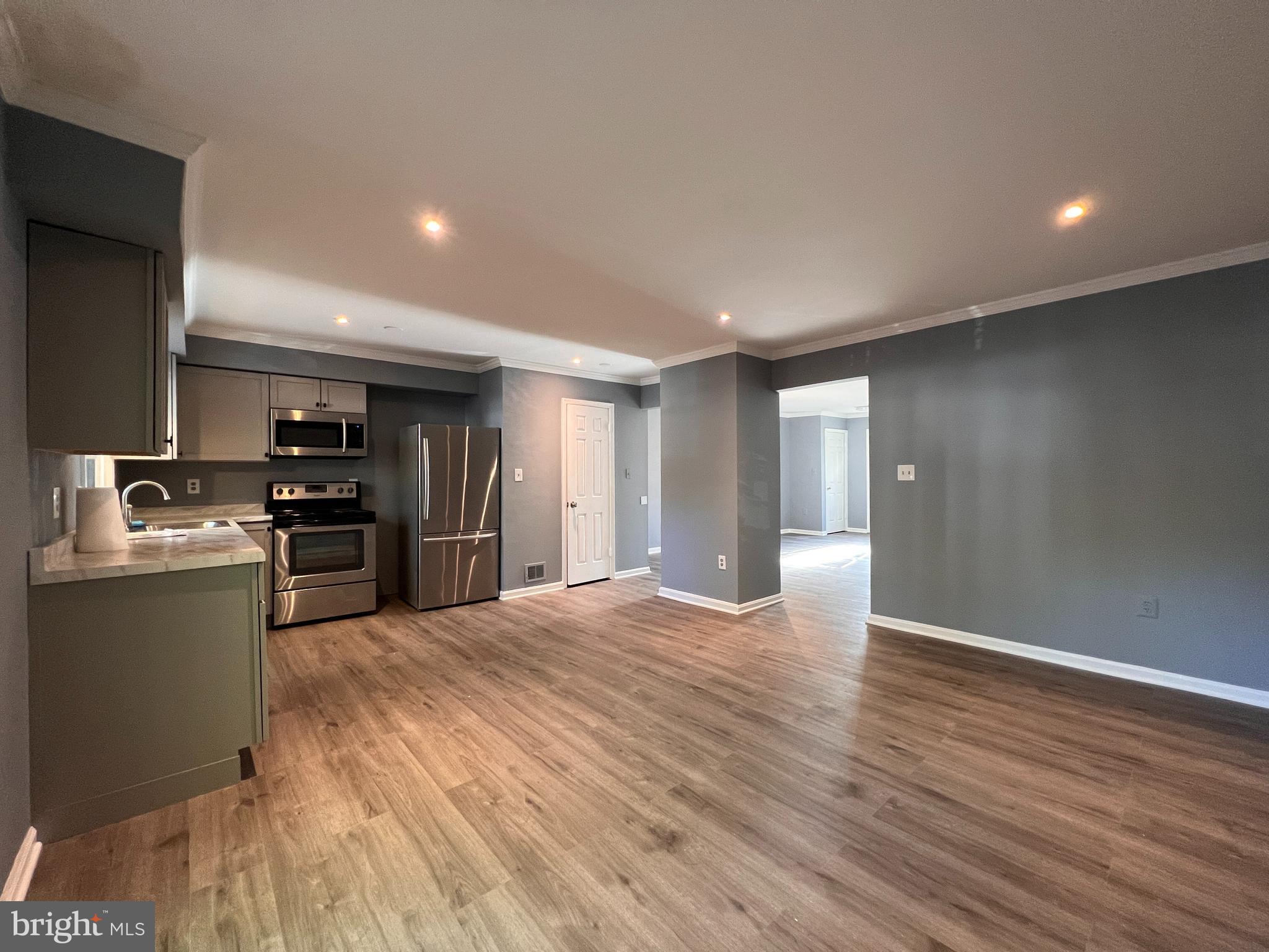 CHURCHILL TOWN SECTOR - Residential Lease