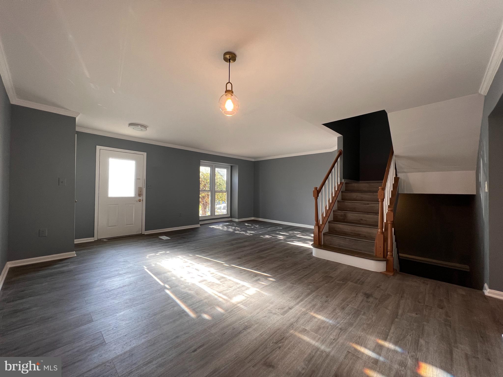 CHURCHILL TOWN SECTOR - Residential Lease