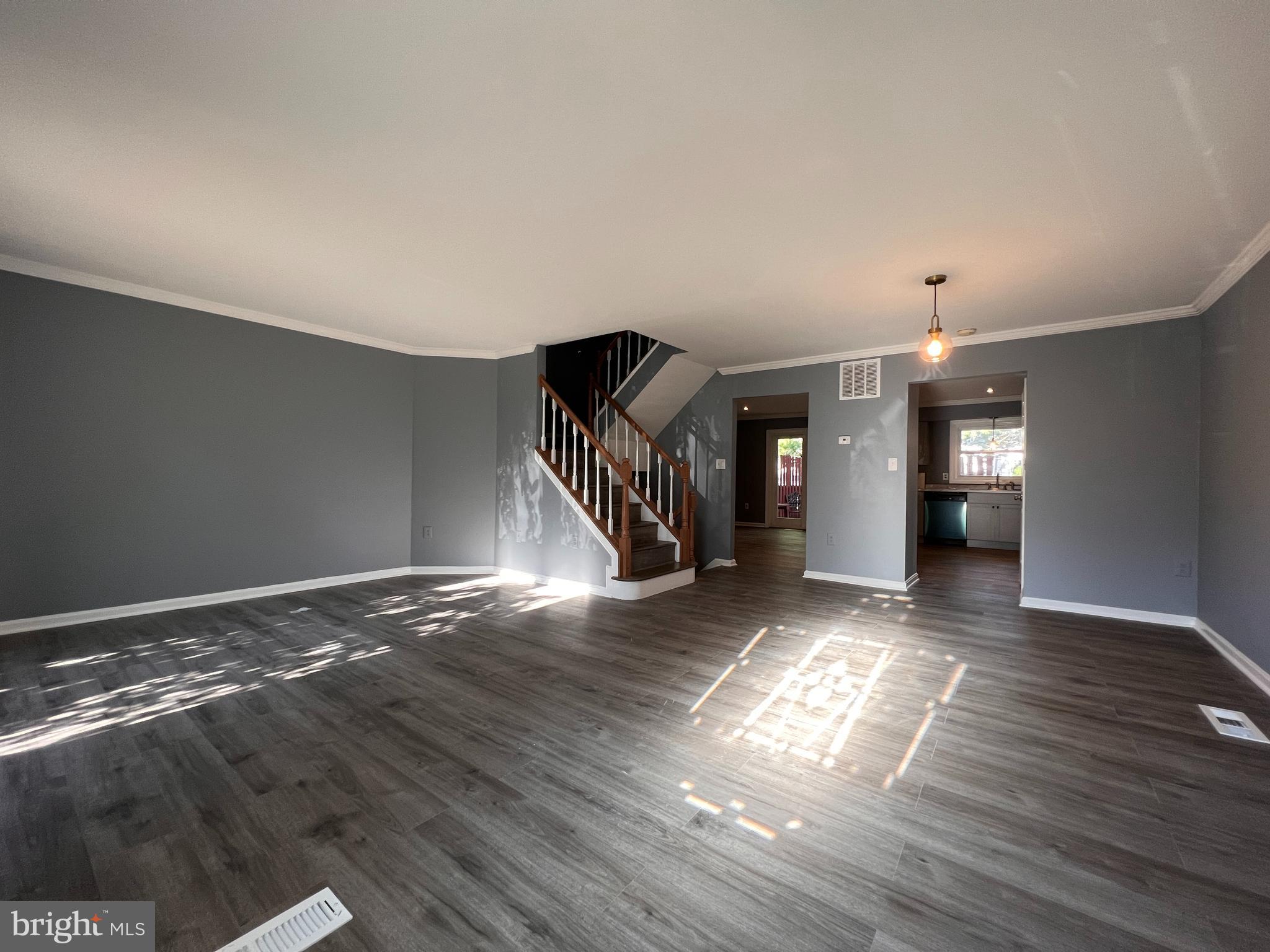 CHURCHILL TOWN SECTOR - Residential Lease