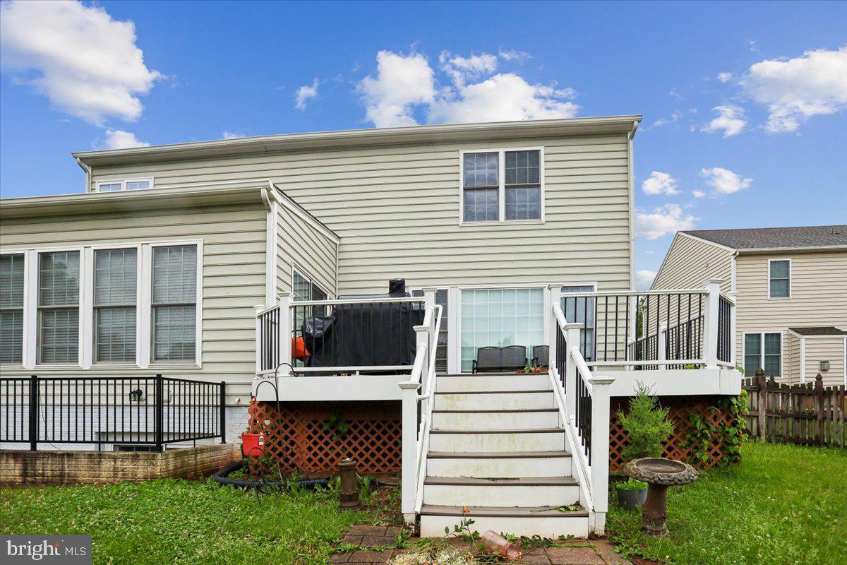 MAYFIELD TRACE - Residential