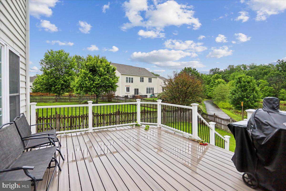 MAYFIELD TRACE - Residential