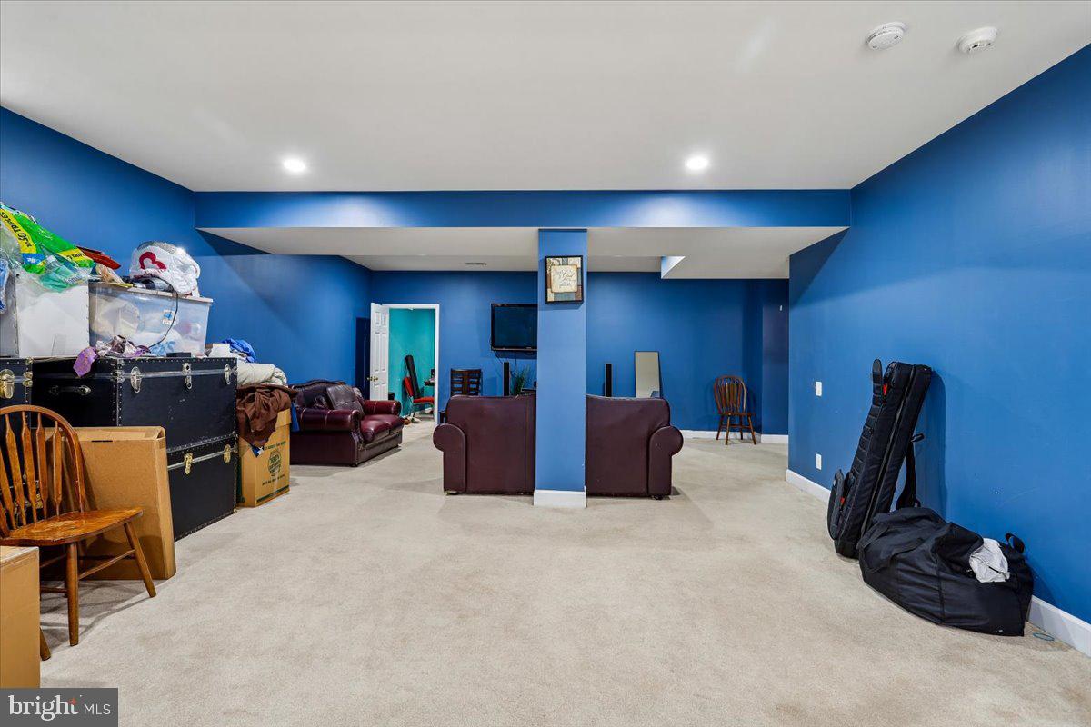 MAYFIELD TRACE - Residential