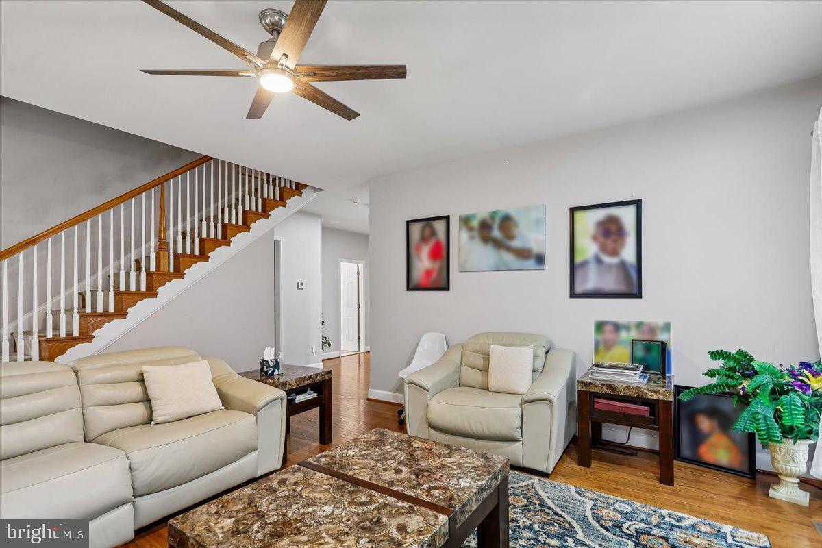 MAYFIELD TRACE - Residential