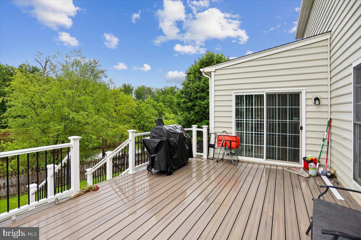 MAYFIELD TRACE - Residential
