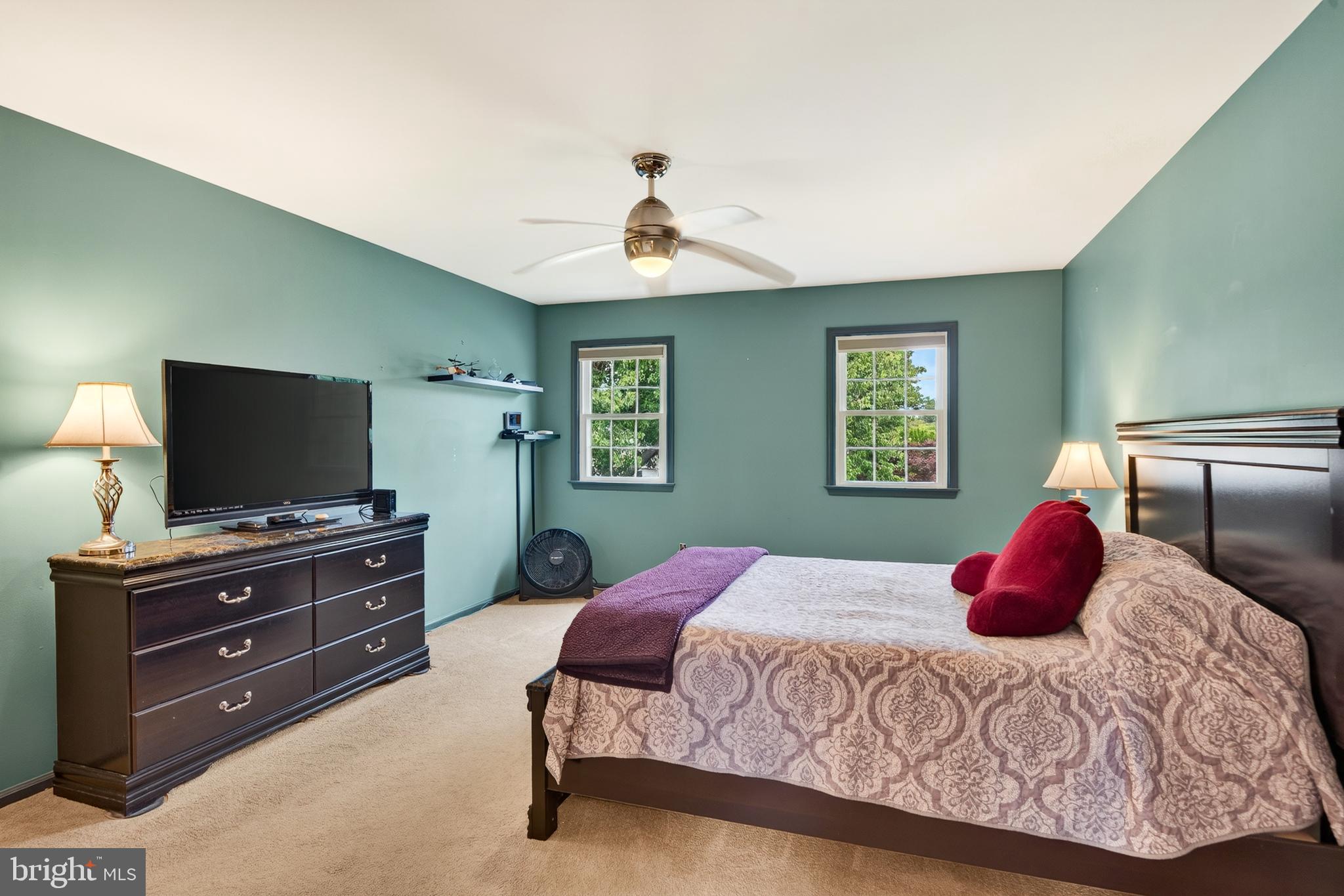 CAMEO WOODS - Residential