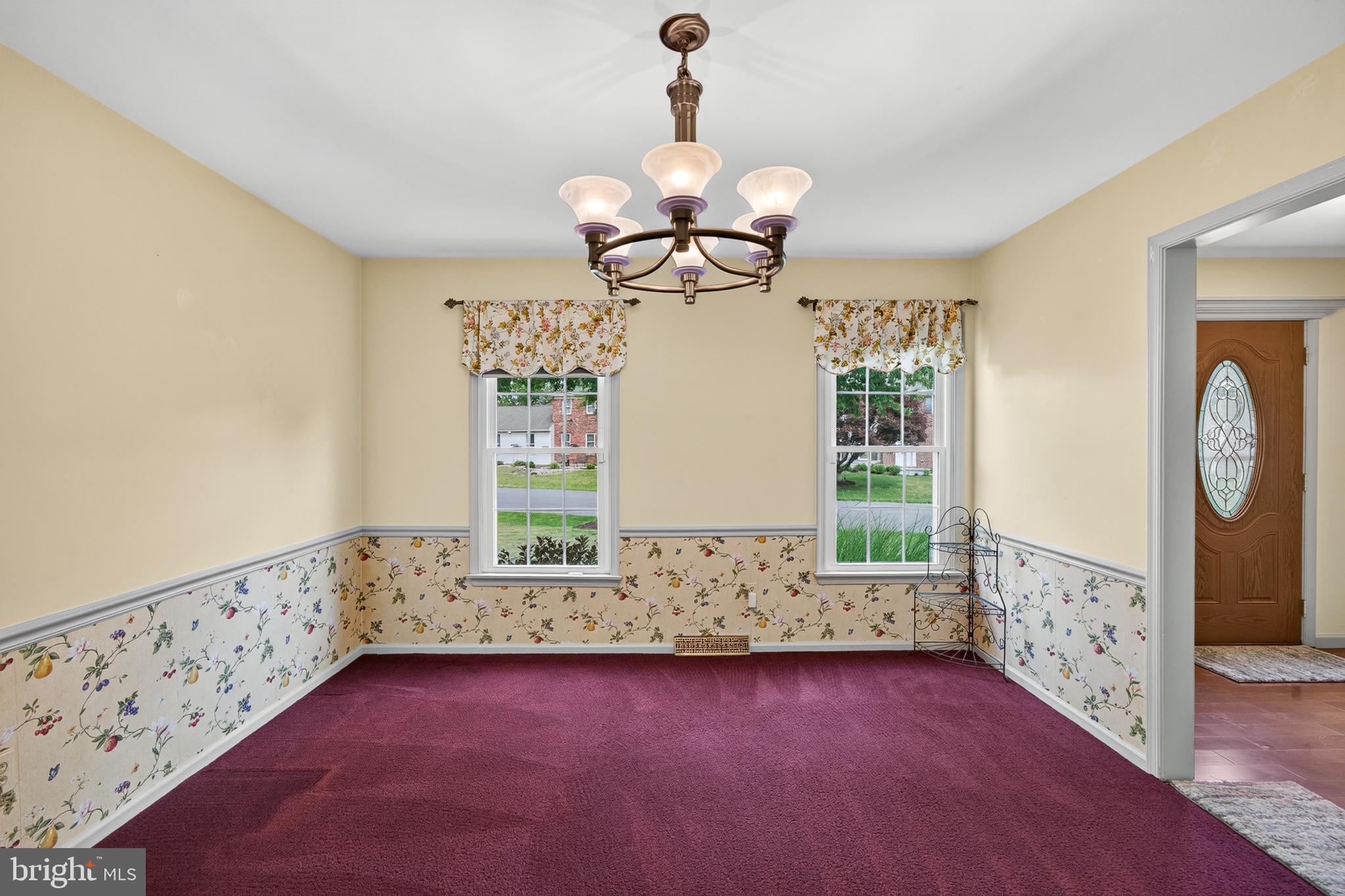 CAMEO WOODS - Residential