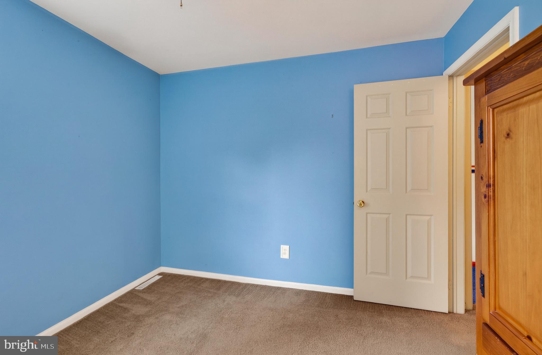 CAMEO WOODS - Residential