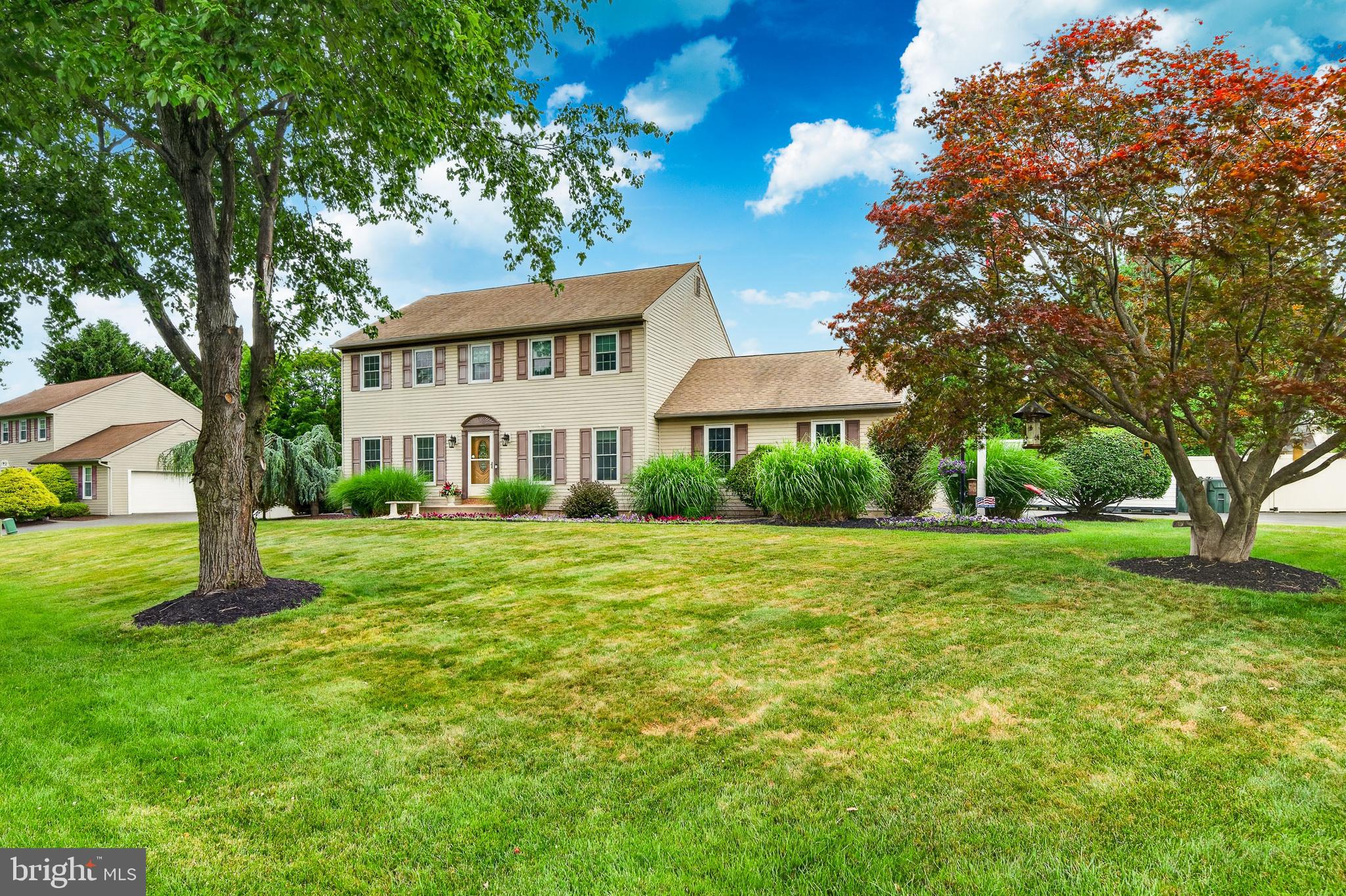 CAMEO WOODS - Residential