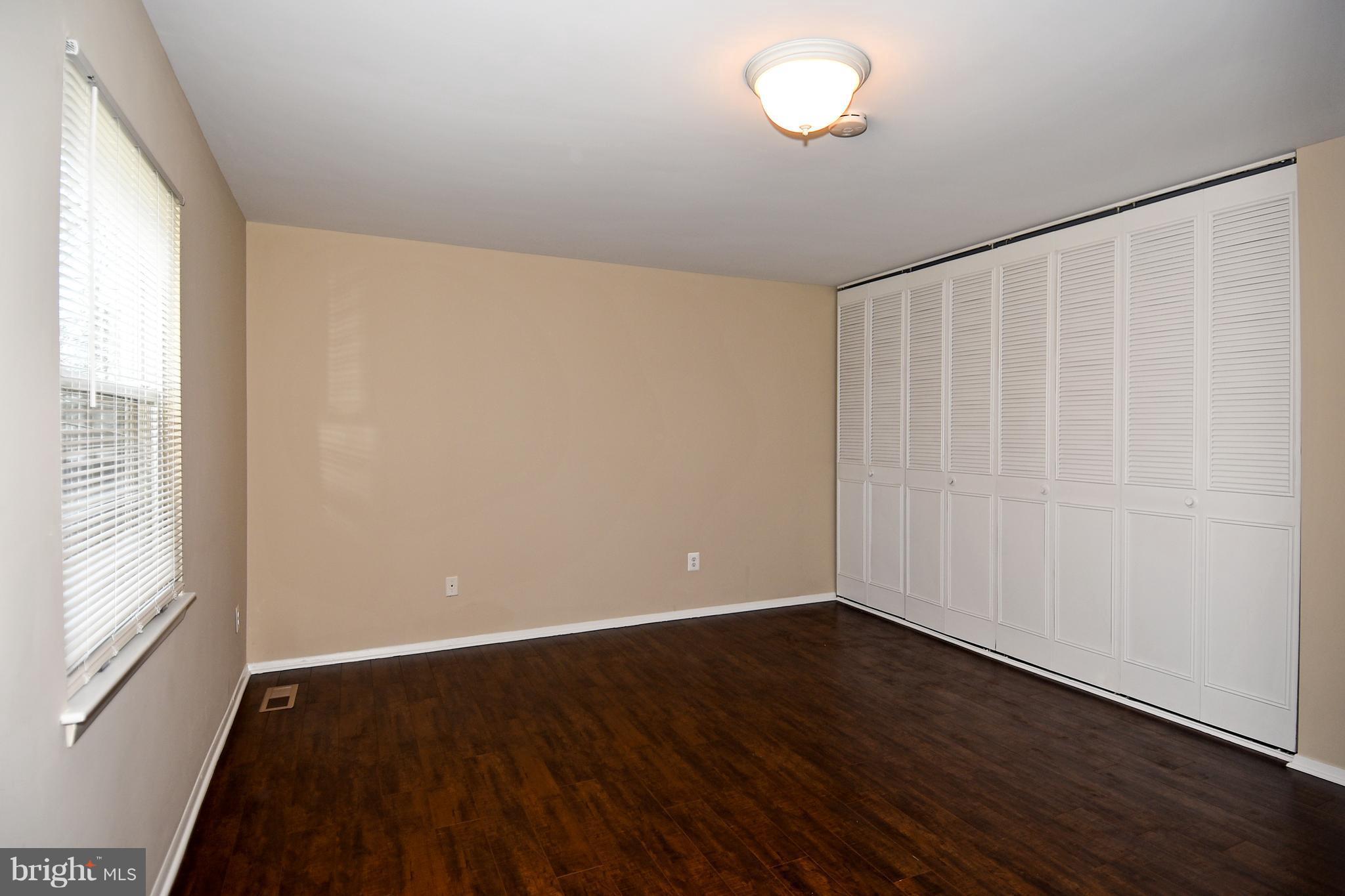 LAURELTON - Residential Lease