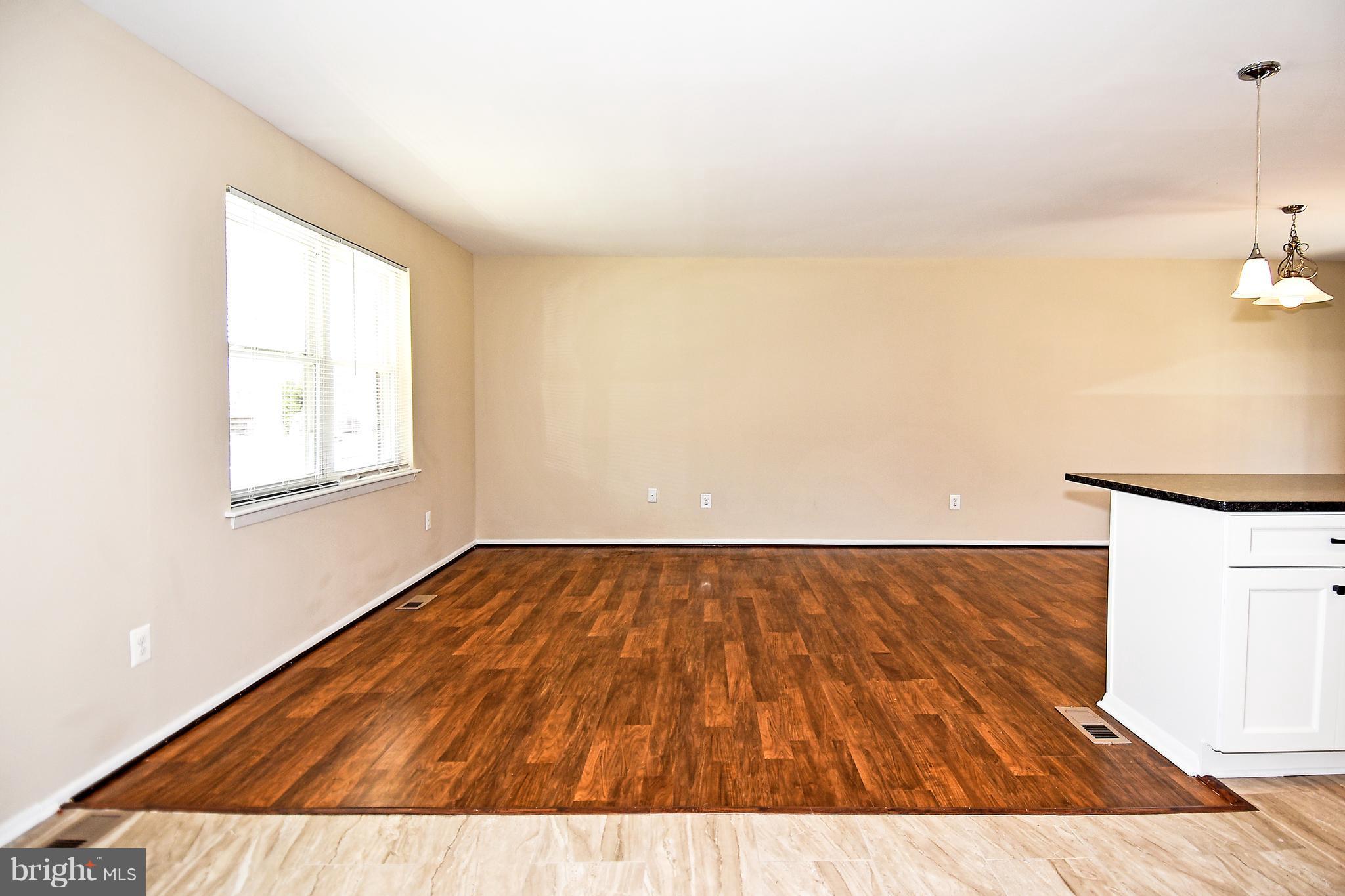 LAURELTON - Residential Lease