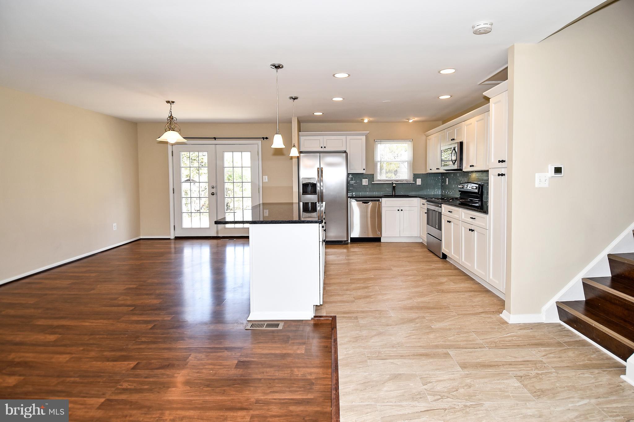 LAURELTON - Residential Lease
