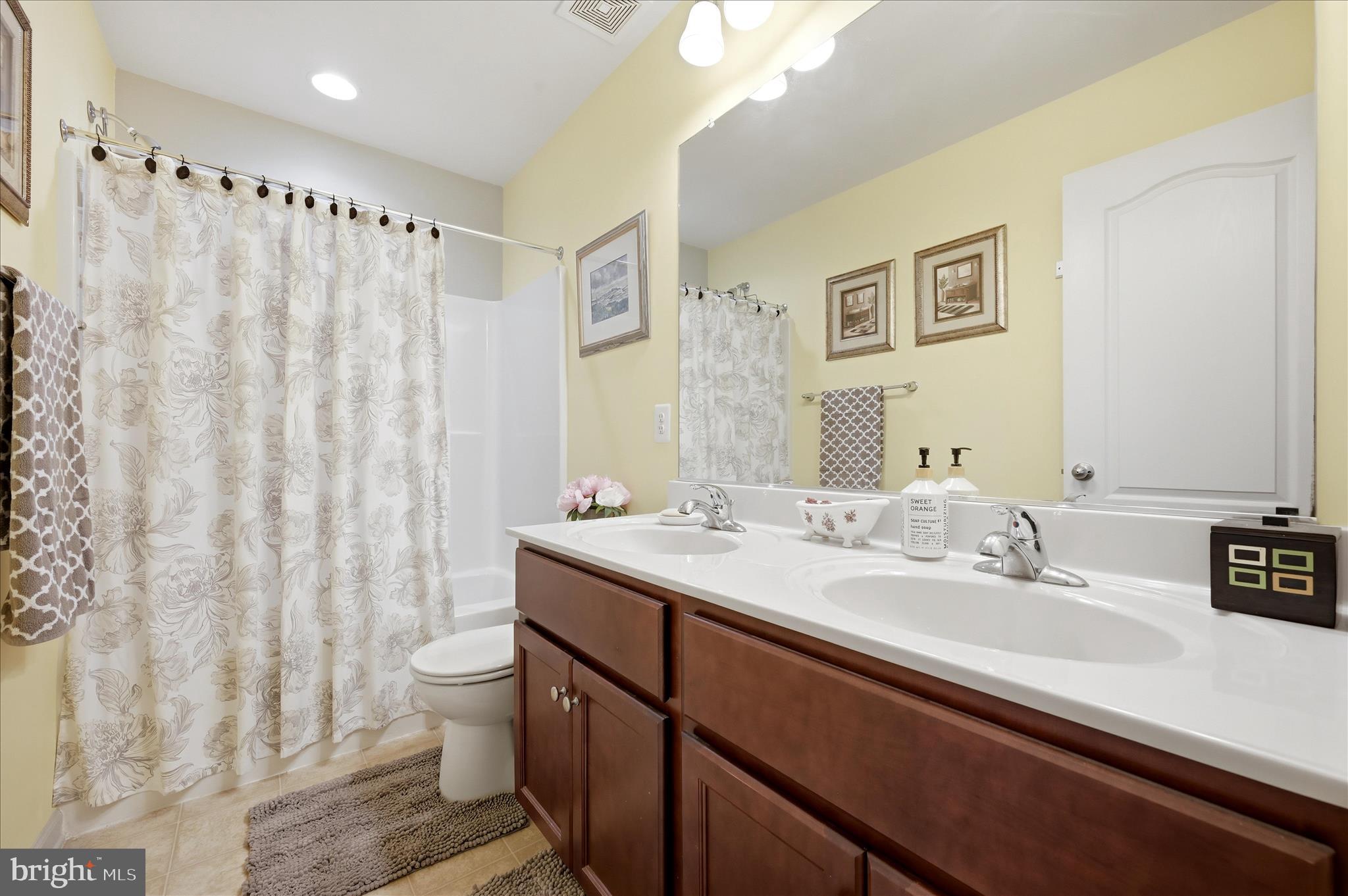 SHERIDAN ESTATES - Residential