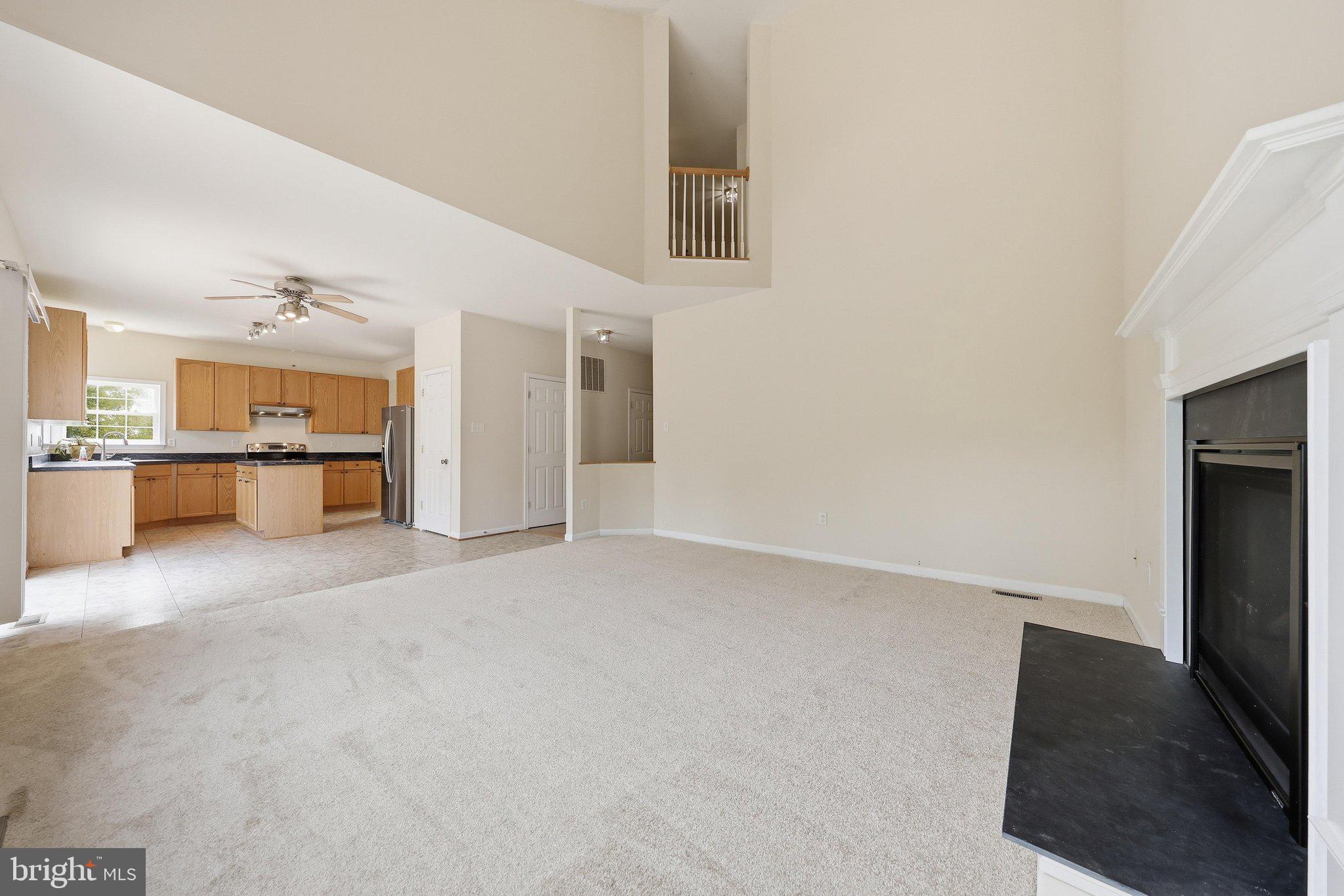 HUNTERS KNOLL - Residential