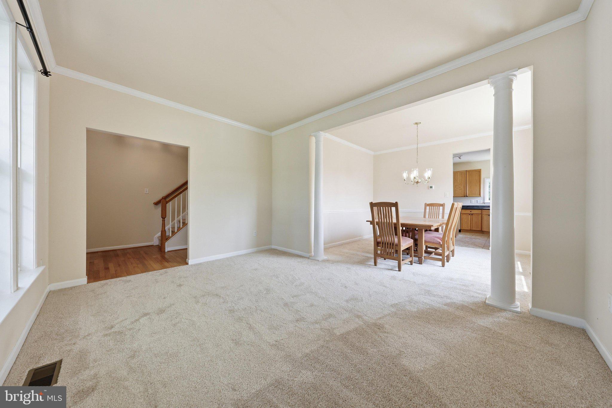 HUNTERS KNOLL - Residential