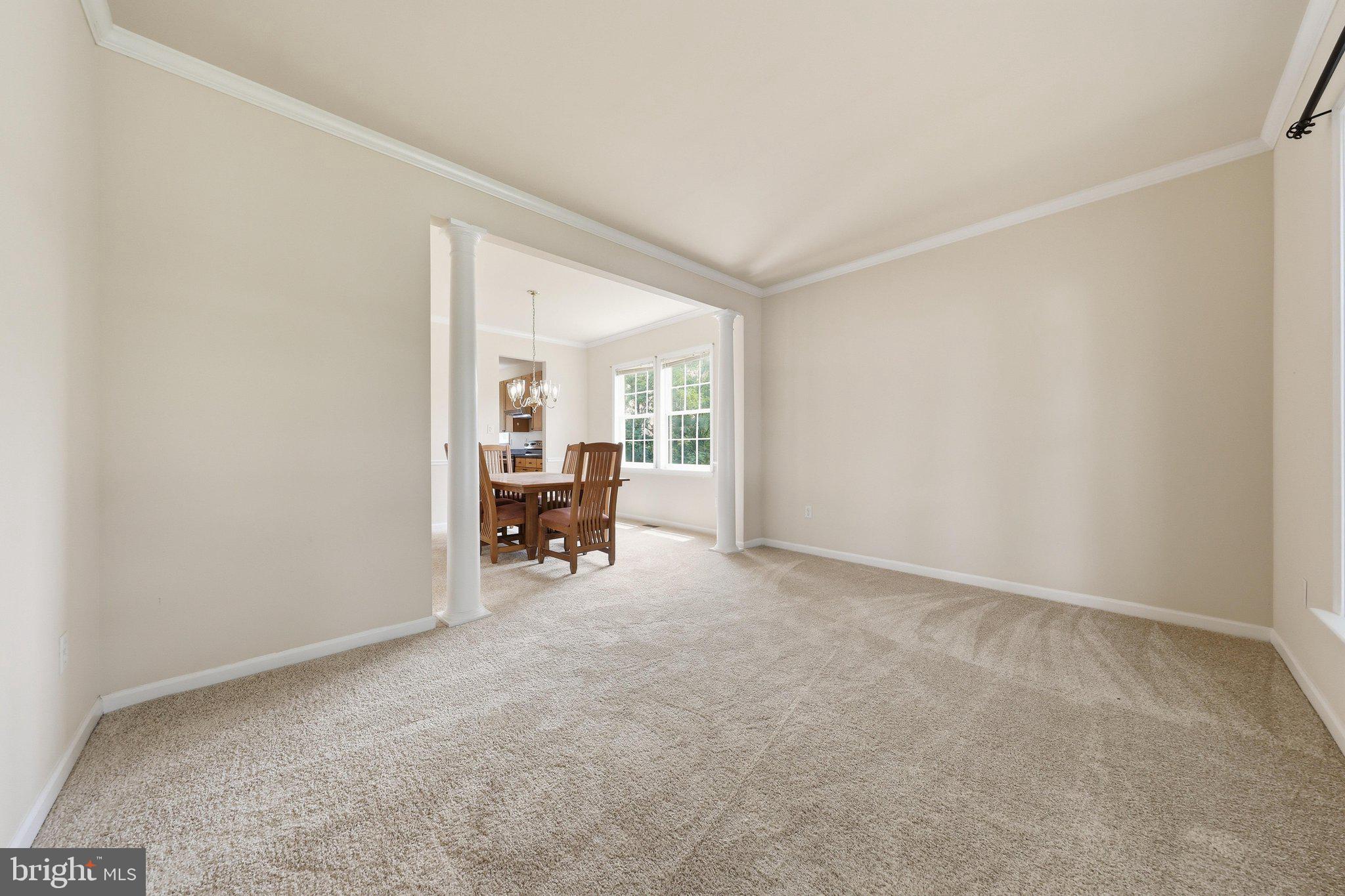 HUNTERS KNOLL - Residential