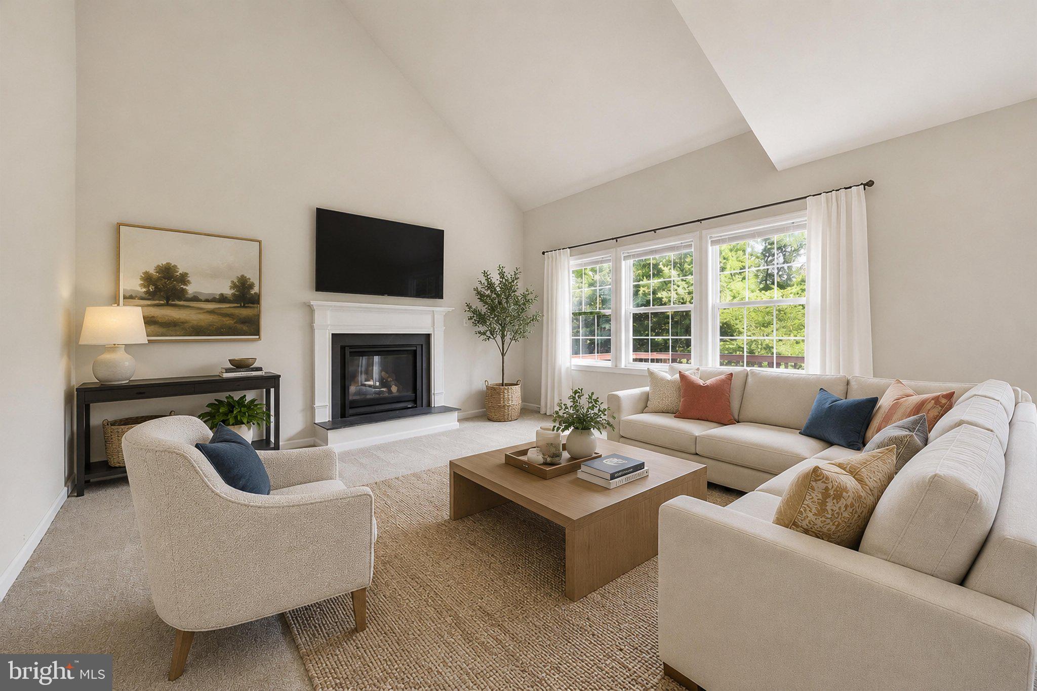 HUNTERS KNOLL - Residential