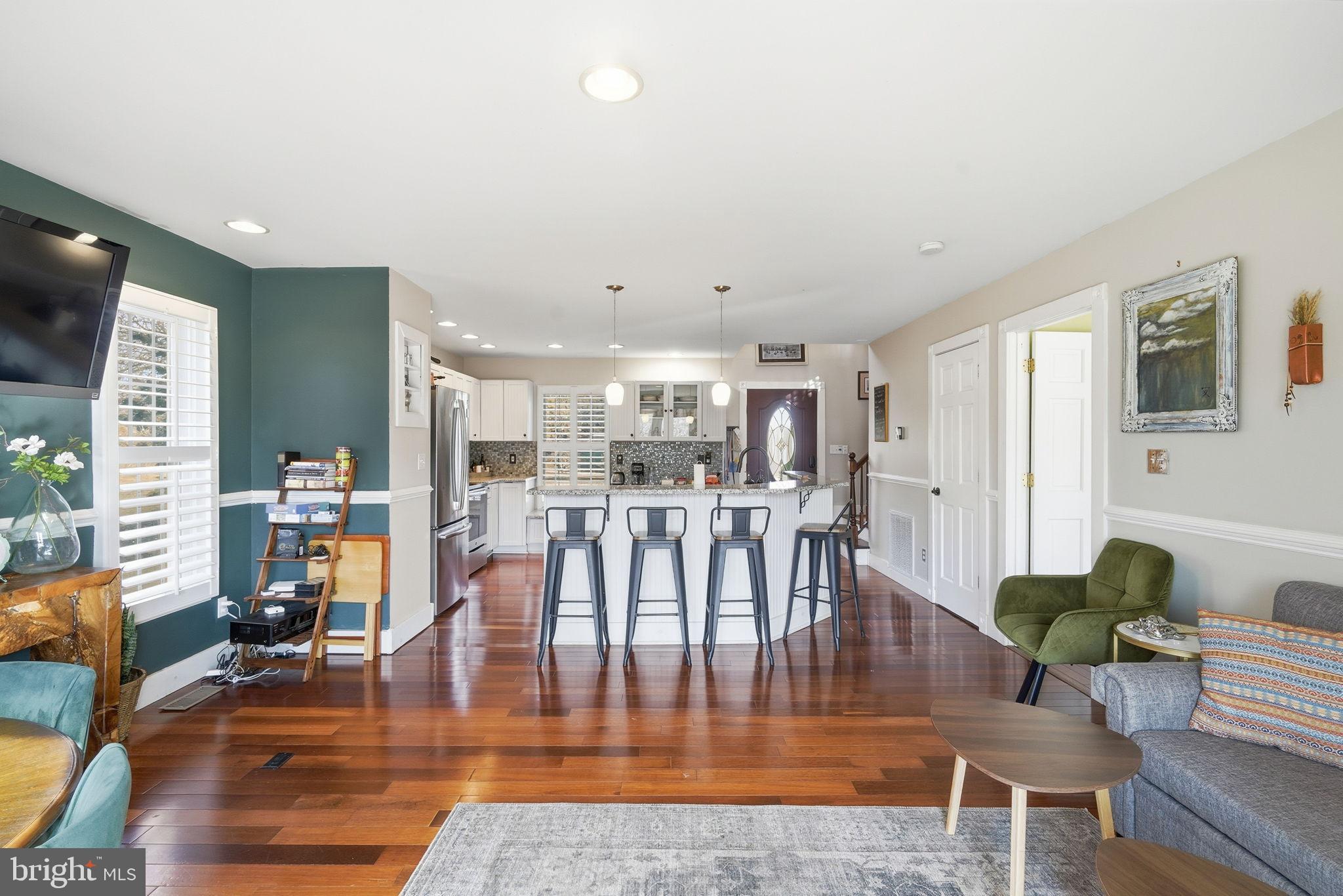 MILLINGTON - Residential